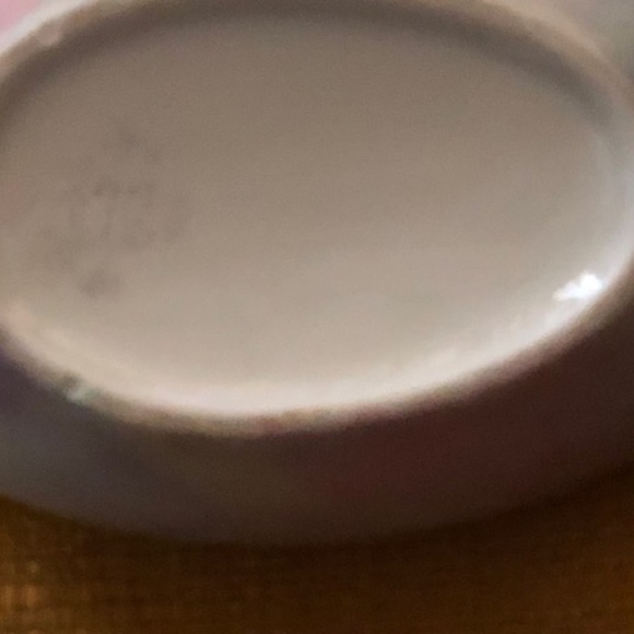 Old, Vintage, Antique Porcelain Covered Egg Jewelry / Keepsake Box - Picture 7 of 13